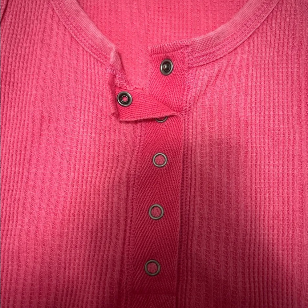Pink Ribbed Snap Button Top - Picture 5 of 5